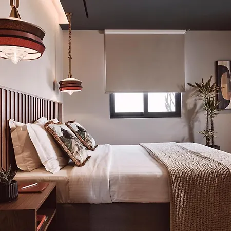 Cama Luxury Suites Glyfada-2