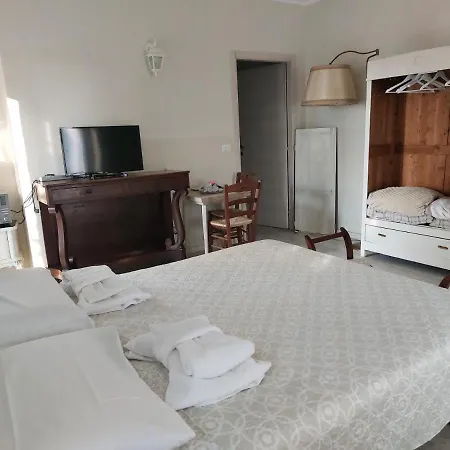 La Casina Del Grillo-3