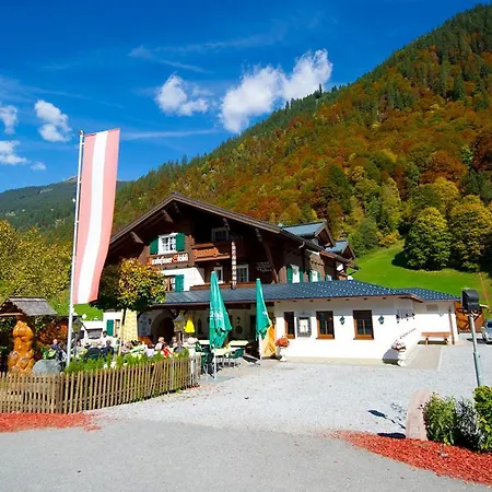 Gasthaus Muntafuner Stoebli-3