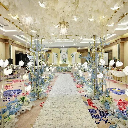 Lumire Hotel & Convention Centre-3