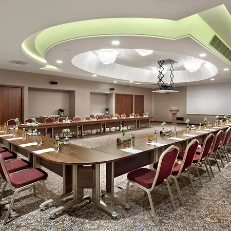 Hilton Garden Inn Istanbul Beylikduzu-3