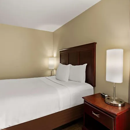 Mainstay Suites Houma-3