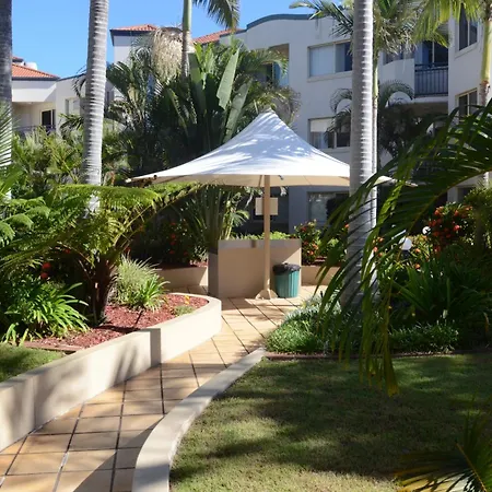 Golden Riviera Absolute Beachfront Resort-3