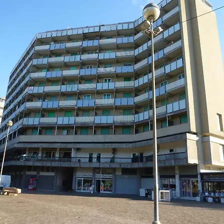 Hotel Zeus Lido di Classe-2