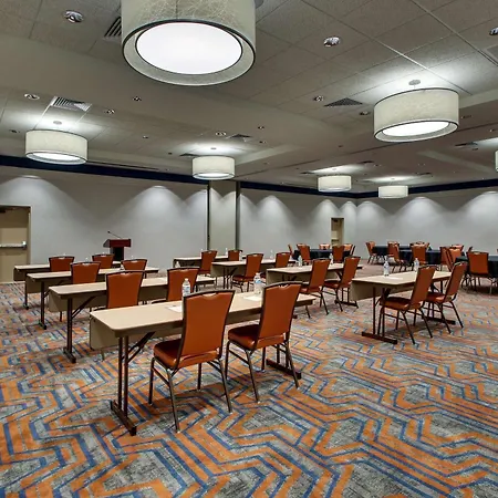 Drury Inn & Suites Iowa City Coralville-2
