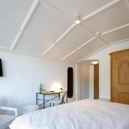 Q! Hotel Maria Theresia-3