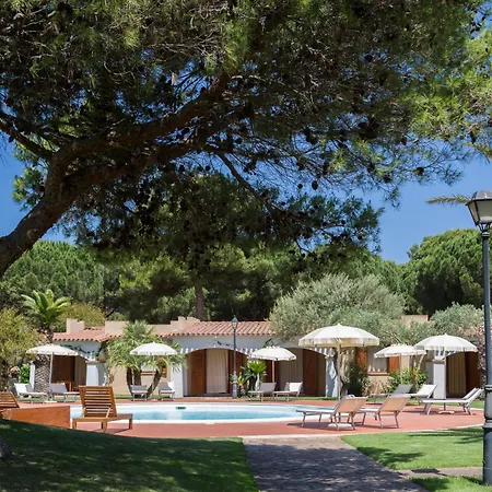 Porto Pino Club-3