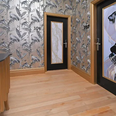 One Battison - Affordable Rooms, Suites & Studios In Stoke On Trent-2