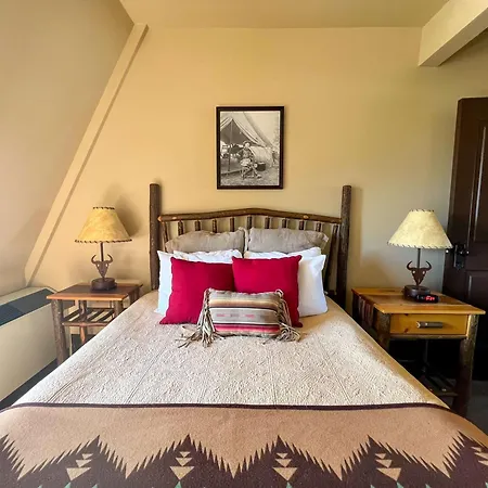 Sheridan Inn - Best Western Signature Collection-2