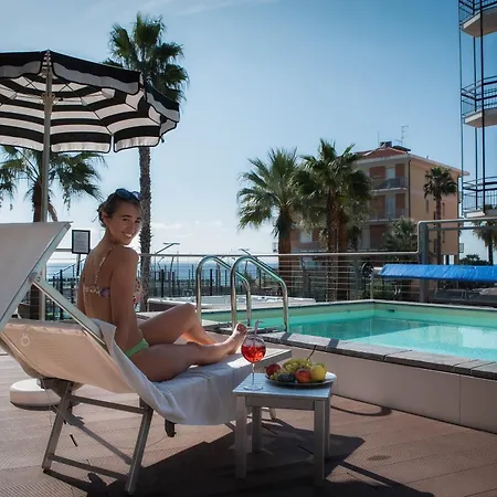Hotel Lungomare-2