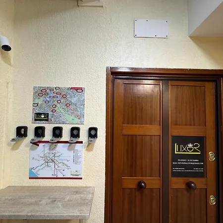LUXOR ECO ROMA CASA E APPARTAMENTO PER VACANZE IN CENTRO Piazza Bologna, Colosseo, Piazza di Spagna, Vaticano, San Pietro, Sapienza, Fontana di Trevi, Piazza Navona, Trastevere, Tiburtina, Termini, Aeroporto-2