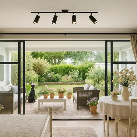 Maison De Hobson Luxury Guest Suite-3