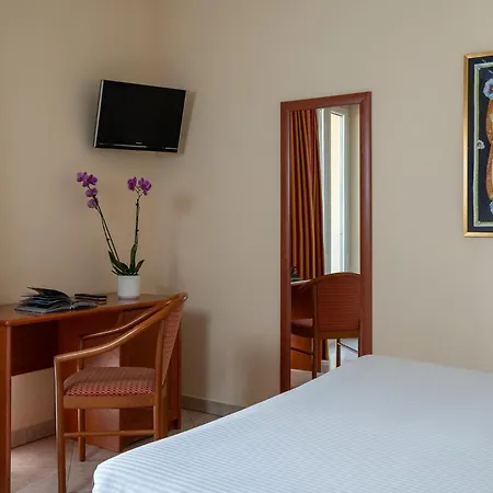 Hotel Regina-3