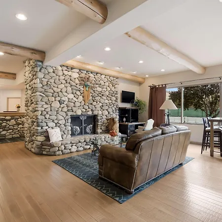 Best Western Plus Kentwood Lodge-2