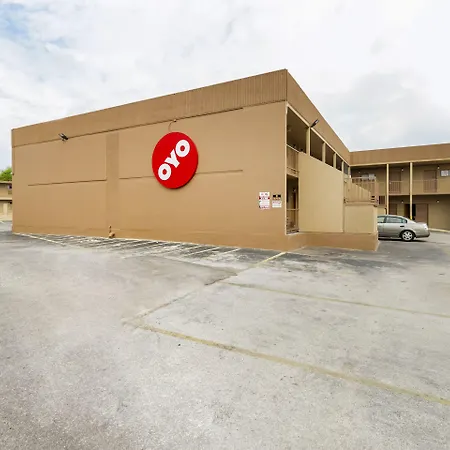Oyo Hotel San Antonio Lackland Afb Seaworld Hwy 90 W-2