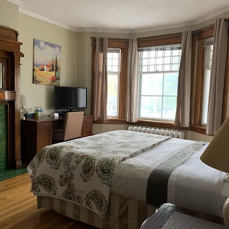 Rideau Inn-2
