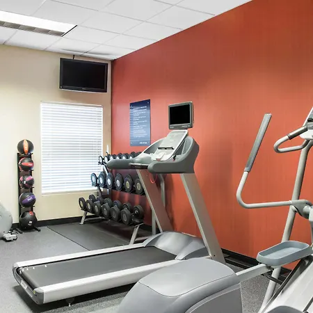 Hampton Inn Douglas-3