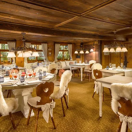 Parkhotel Adler-3