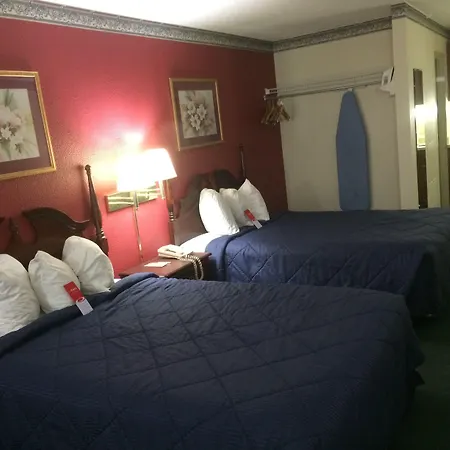 Econo Lodge Reading Airport-2