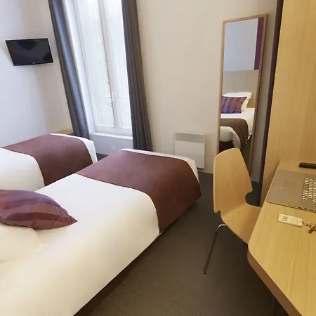 Hotel Paris Villette-3