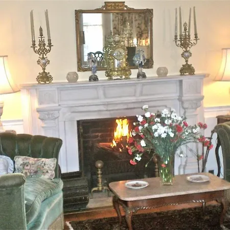 Whistler'S Inn-3