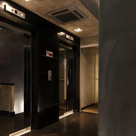 Cosmopolitan Hotel-2