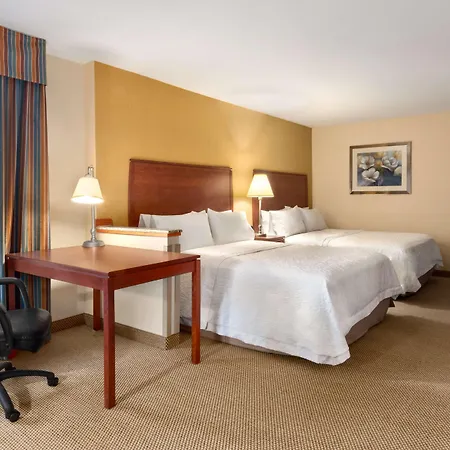 Hampton Inn Spearfish-3