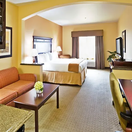 Holiday Inn Express & Suites Texarkana By Ihg-2
