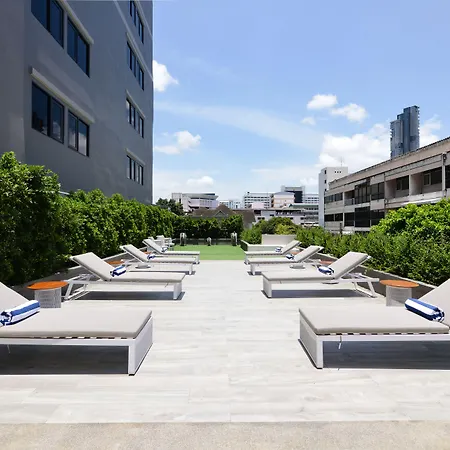 Oakwood Hotel & Residence Bangkok-2