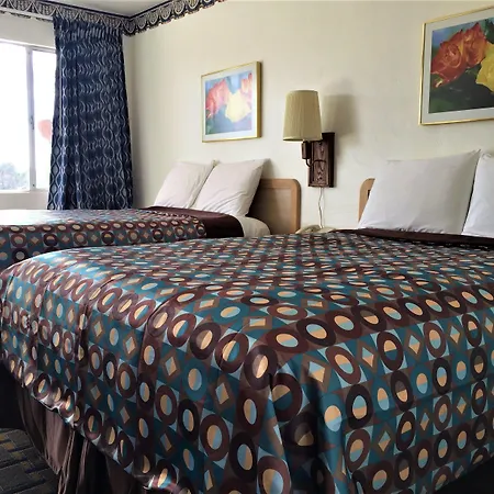 Ramblin Rose Motel-3