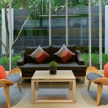 Hotel Amber Sukhumvit 85-2