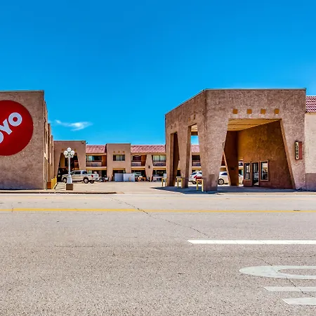 Oyo Hotel Groesbeck-3
