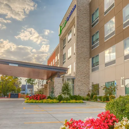 Holiday Inn Express & Suites Tulsa Midtown By Ihg-2