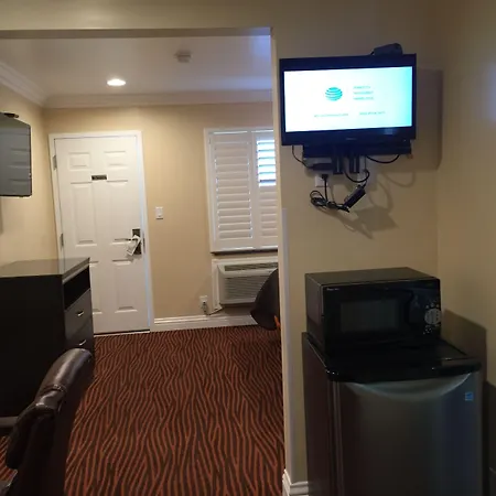 Convention Center Inn & Suites-3