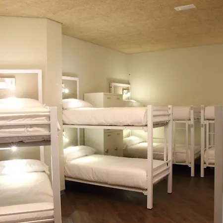 Poshtel Bilbao - Premium Hostel-3