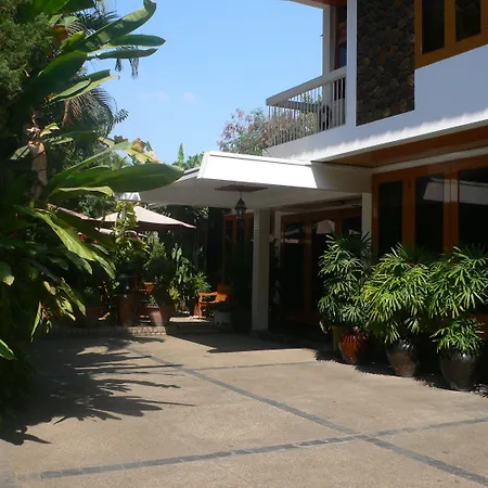 Classique Inn-3