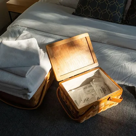 Cherlock Hotel-3