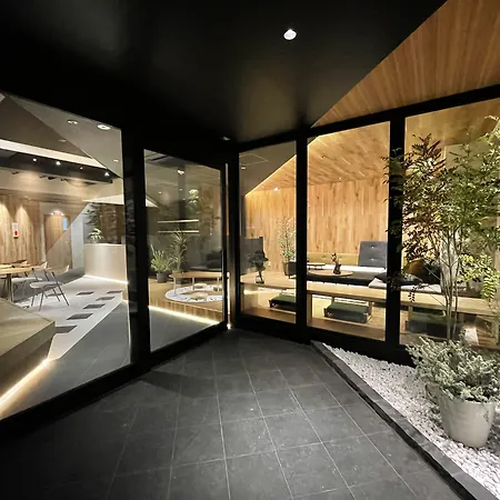 R Hotel Namba-3