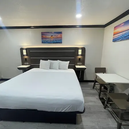Escondido Lodge-3