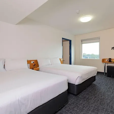 Ibis Budget Sydney Airport-2