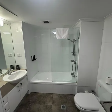 Aristocrat Apartments-2