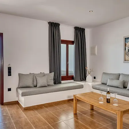 Splendour Hotel And Suites-3