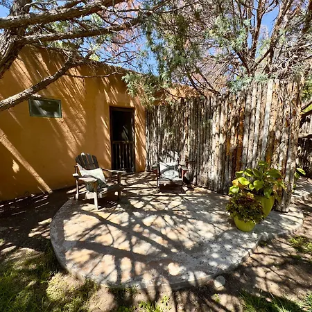 Old Taos Guesthouse B&B-3