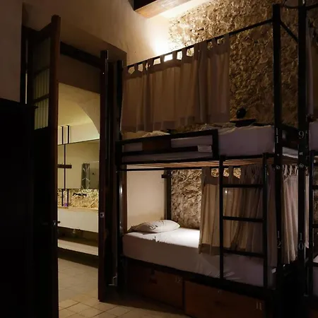 Hotel&Hostal Boutique Casa Garza-3