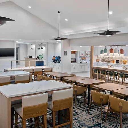 Homewood Suites By Hilton Orlando-Nearest To Universal Studios-2