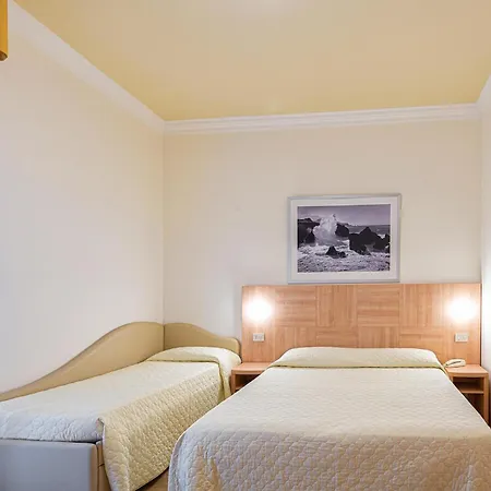 Hotel Corinna-2