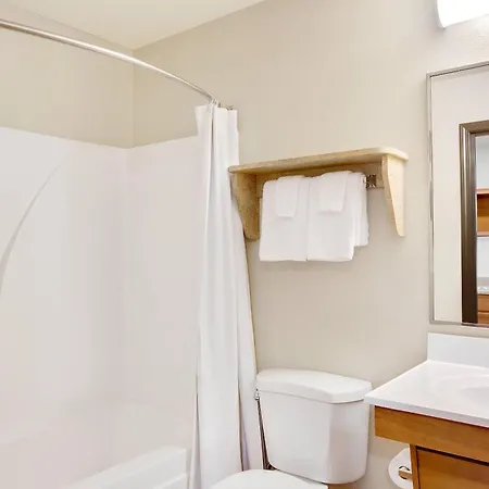 Woodspring Suites Columbus Ne I-270 Airport-2