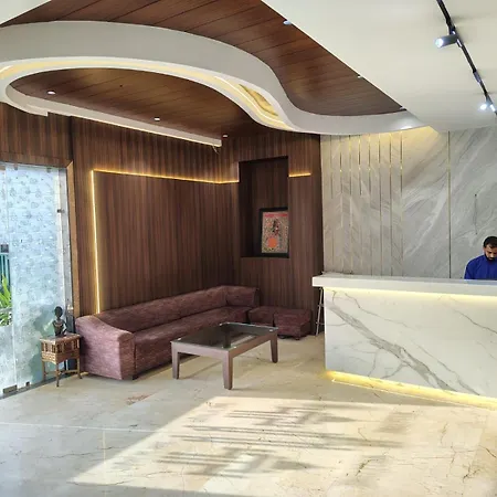 Hotel Taj Heights-3
