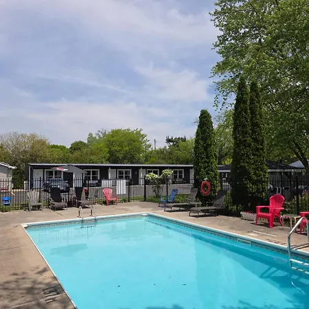 Lakeview Motel & Cottage-3