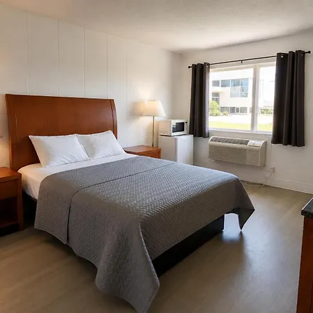 Huron Coast Inn-2